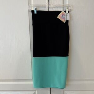 LuLaRoe Black and Seafoam Cassie Skirt